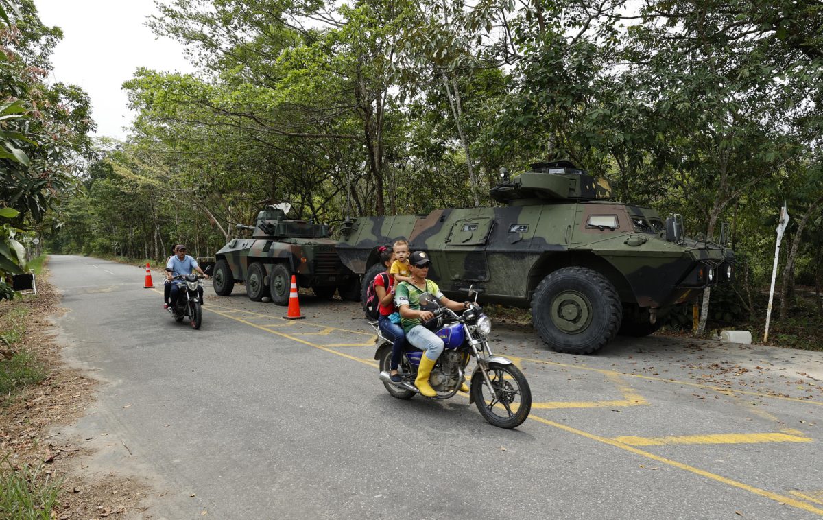 Dejan en libertad a cuatro soldados que habían sido secuestrados por el ELN en Colombia