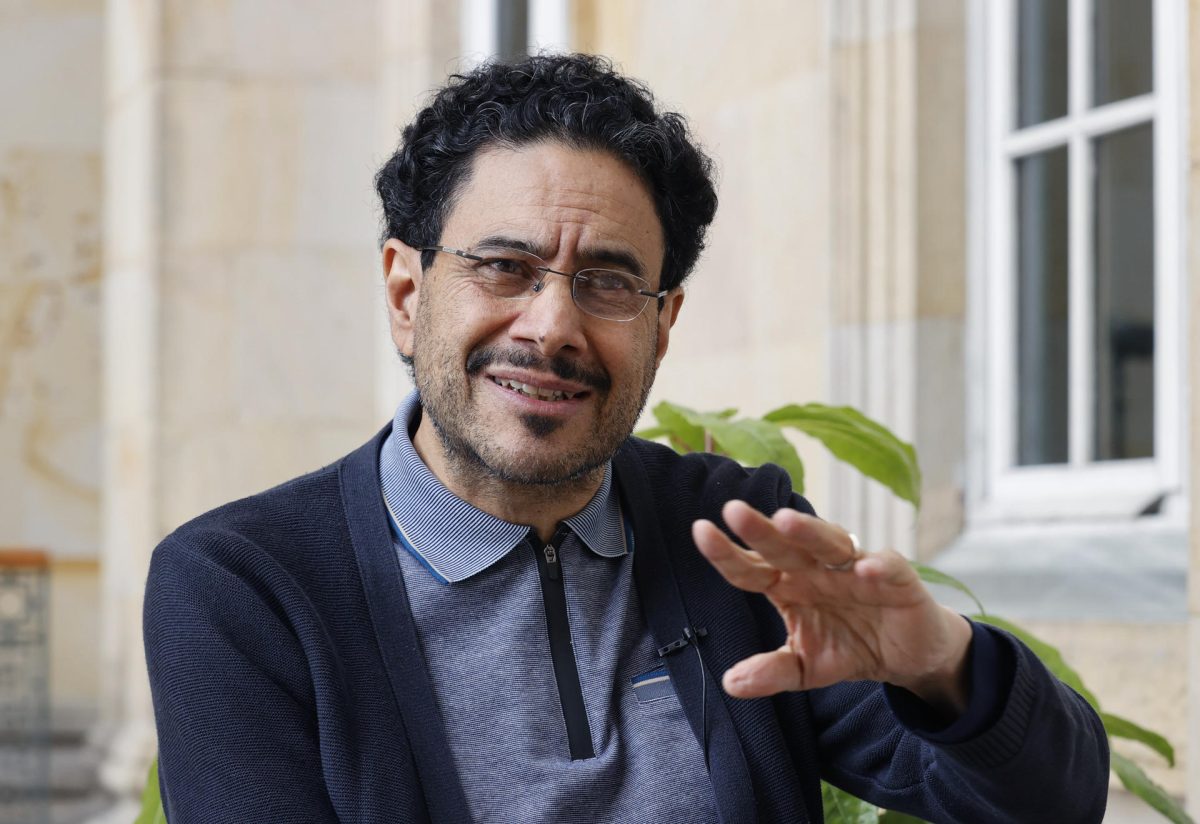 Iván Cepeda denuncia amenazas de muerte por campaña de desprestigio de Uribe