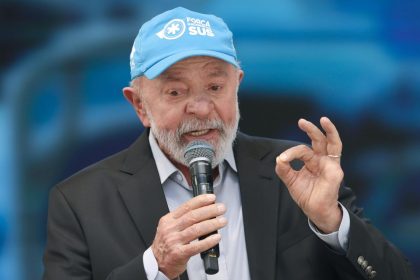 Lula afirma que está 100 % curado de la cabeza tras someterse a nuevos exámenes médicos
