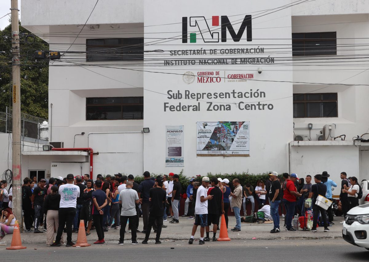 Venezolanos buscan que México los retorne en vuelos tras las restricciones de Trump