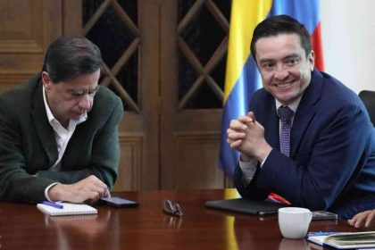 Gustavo García reemplaza a Juan Fernando Cristo en el Ministerio del Interior