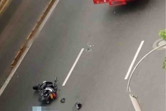 muerte chef- parrillero son melona- las palmas- Accidente mortal: Una motociclista murió al ser embestida por un camión en la Avenida Oriental de Medellín