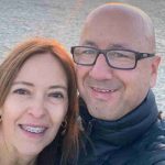 Tras 40 años en EE. UU., una pareja colombiana es deportada y separada de su familia