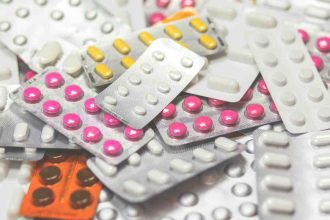 medicamentos, crisis salud colombia, defensoria del pueblo