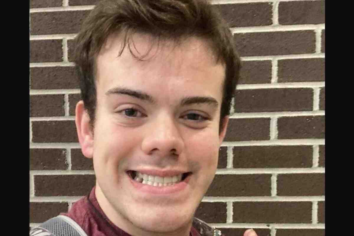 Tiroteo en universidad de Florida: hijo de policía mató a dos personas