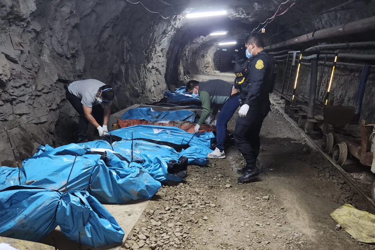 Encuentran muertos a los 13 trabajadores de mina de oro que estaban secuestrados en Perú