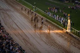 El venezolano Junior Alvarado gana el Kentucky Derby 2025 con Sovereignty y hace historia