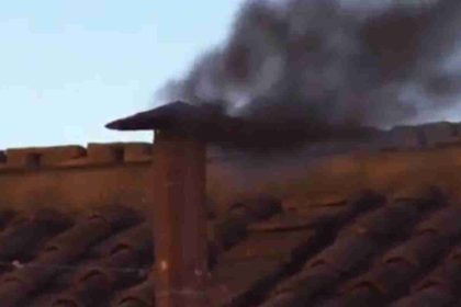 Cónclave 2025: cardenales no logran mayoría y el humo negro marca el primer día