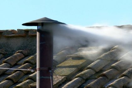 ¡Habemus Papa! Sale humo blanco en la Basílica de San Pedro